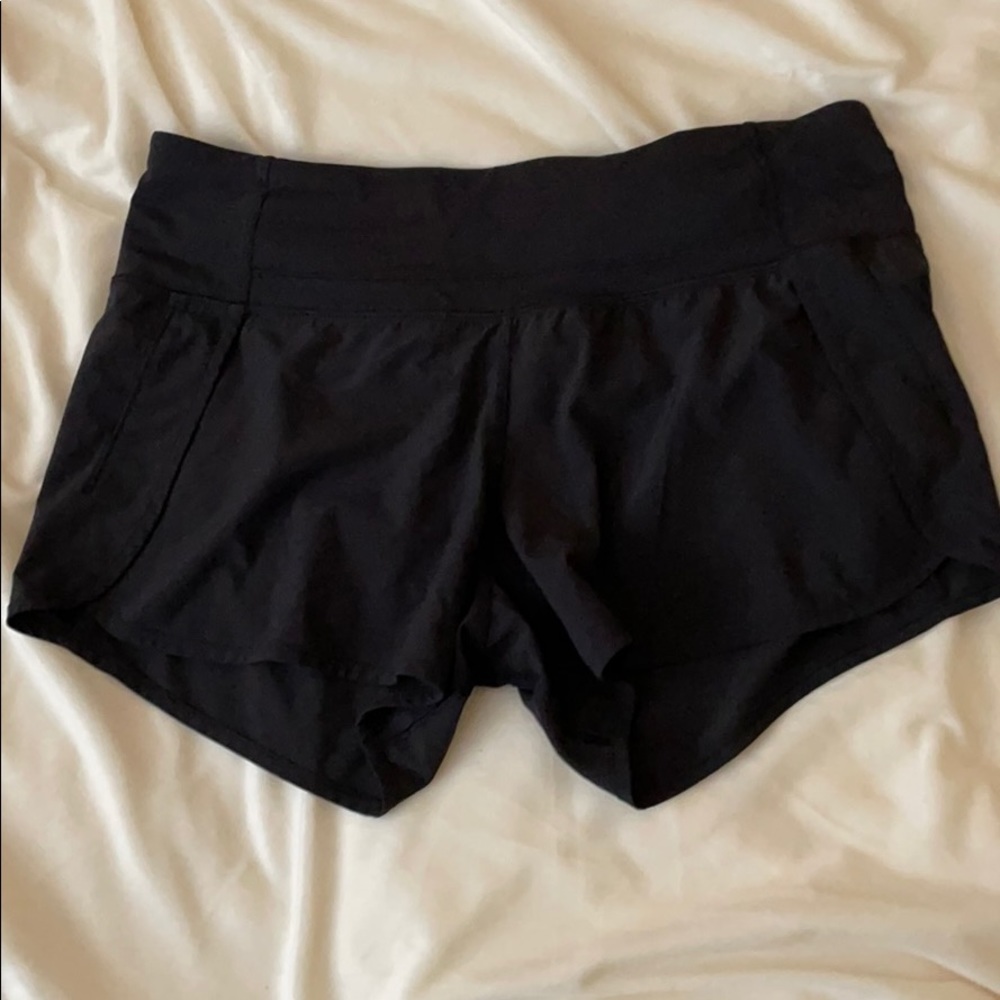 Lululemon running short